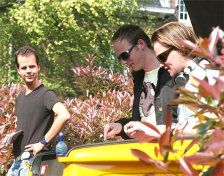 16: Wild FM baas