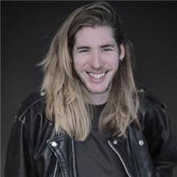 3FM deejay Frank van der Lende in Expeditie Robinson