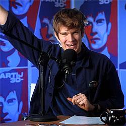 3FM-deejay Olivier Bakker richt fictieve politieke partij op