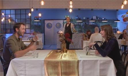 3FM-deejay Sophie Hijlkema in First Dates Valentijns Special