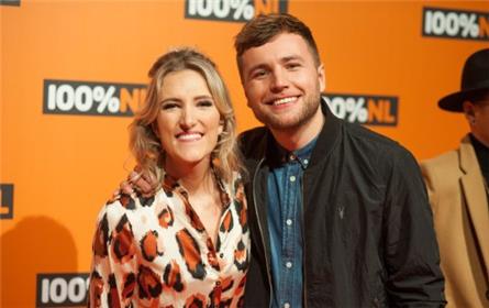 Bekende zangers worden zenderbaas van 100% NL