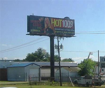 Buitenland Amerika – 2011 - Hot 100.9 (WHTI) - Richmond, Va