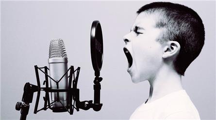 Column Paul Winnubst: De toekomst van Radio - Wereldwijd of Dicht bij huis?