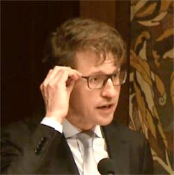 Dekker stuurt Senaat schriftelijke toezeggingen over Mediawet