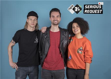 Domien, Angelique en Sander in het Glazen Huis in Apeldoorn