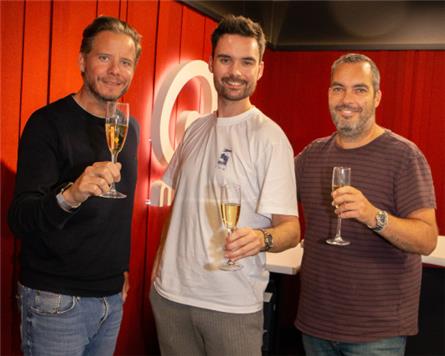 Domien Verschuuren drie jaar langer bij Qmusic