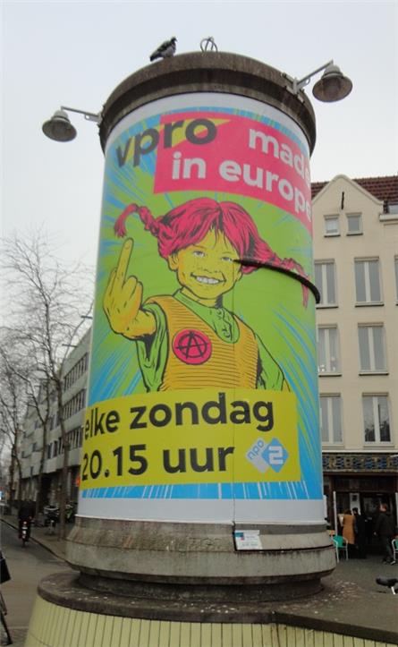 Ergernis over middelvingerposter VPRO in Amsterdam