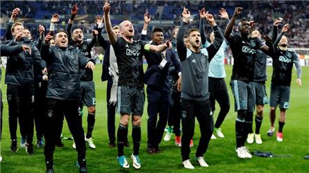 Finale UEFA Europa League uitgebreid bij RTL 7