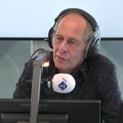 Govert van Brakel terug in De Perstribune op NPO Radio 1