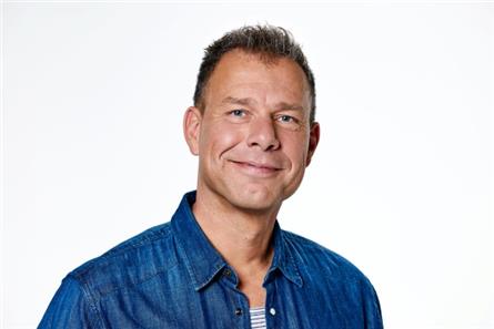Henk Blok terug als nieuwslezer op Radio Veronica