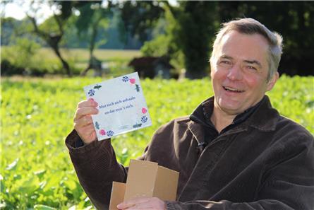 Herman Finkers dag bij regionale zender Radio Oost