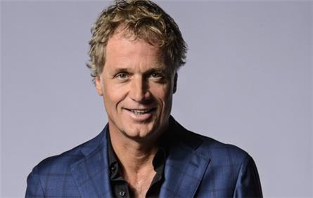 Jeroen Pauw presenteert nieuwe reeks 5 jaar later