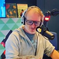 Jeroen van Inkel gaat alvast warmdraaien op NPO Radio 2