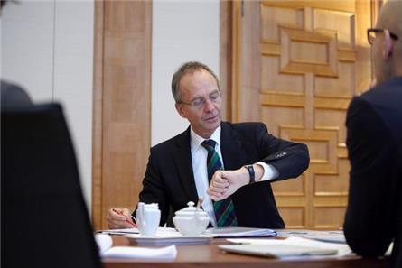 “Kamp en AT sturen aan op veiling regionale FM-frequenties”