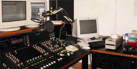 KinkFM (4)