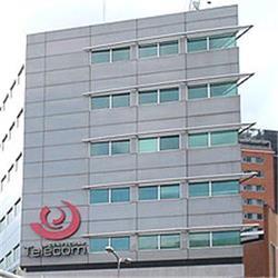 Man slaat medewerker Agentschap Telecom in het gezicht