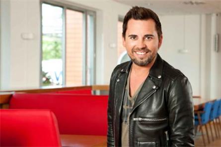 Manuel Venderbos presenteert op TV West: Nog lang en gelukkig