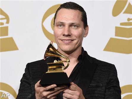 Martin Garrix reikt Edison Oeuvreprijs uit aan Tiësto
