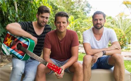 Nick & Simon jagen muzikale droom na in Suriname