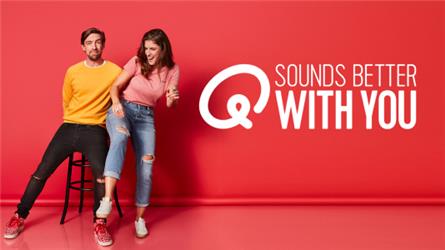 Nieuwe slogan voor Qmusic: Q sounds better with you (audio)