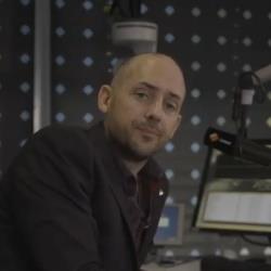 Opleidingscoördinator NPO Radio Timo Kamst vertrekt