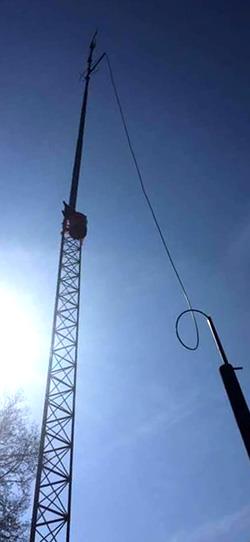 Opnieuw illegale zendmast in Haaksbergen uit de lucht gehaald