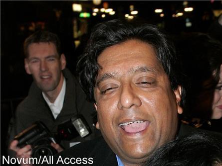 Prem zeikt Radio 1 en NPO af tijdens eerste uitzending (audio)