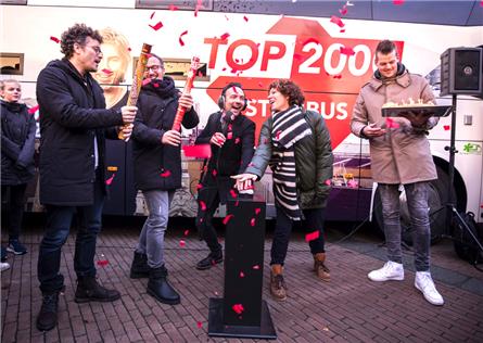 Radio 2 deejays geven startschot voor Top 2000 