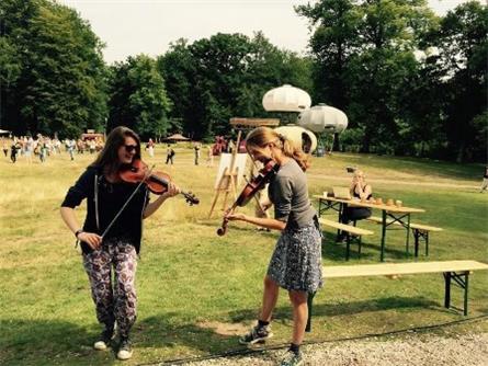 Radio 4 live vanaf festival Wonderfeel