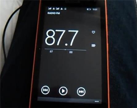 Radio in India booming door smartphone