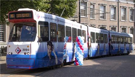 Radio West maakt programma Studio Haagsche Bluf vanuit tram