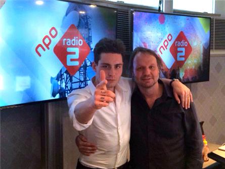 Rob Stenders live op Radio 2 vanuit Stockholm bij Songfestival 