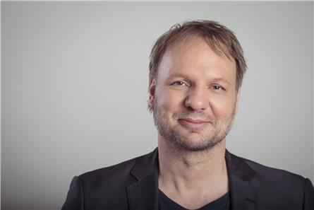 Rob Stenders vanaf januari terug in de middag op Radio 2