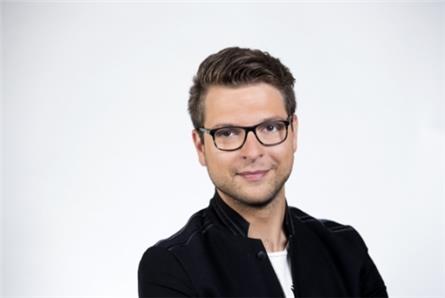 Robbie Kammeijer nieuwe presentator Editie NL