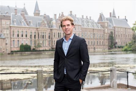 Rutger Castricum krijgt programma in de nacht op NPO Radio 1