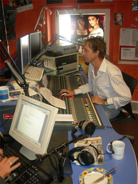 Studio van Dolfijn FM