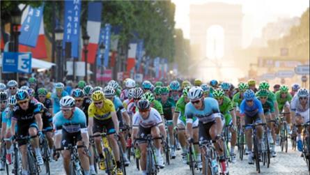 Tour-finish in Parijs zondag uitgebreid bij de NOS