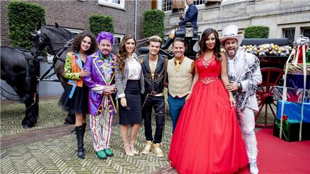 Yolanthe Sneijder-Cabau en Martijn Fischer te zien in RTL-kerstshow