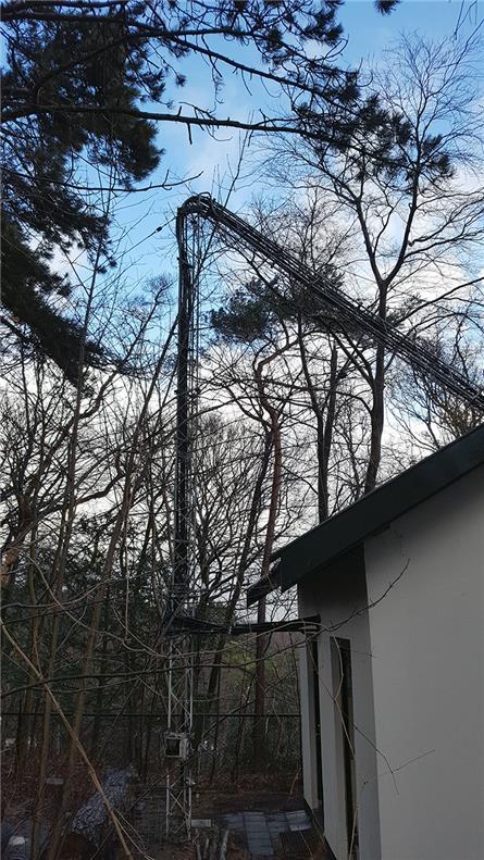Zendmast Radio Bloemendaal hersteld