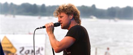 538 deejays Coen en Sander bij jubileumeditie Strandfestival Zand