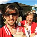 Deejays Qmusic gaan 32 km hardlopen over Afsluitdijk [Update]