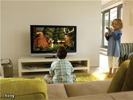 Engelse TV-kijker kijkt bijna 4 uur tv, Nederlanders ruim 3 uur