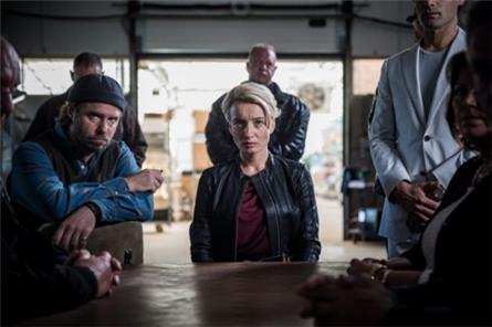 Nieuwe thrillerserie Keizersvrouwen op NPO3 (filmpje)
