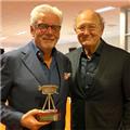 Omroep MAX-baas Jan Slagter ontvangt Media Oeuvre Award