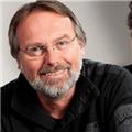 Peter van den Hout neemt na 35 jaar afscheid van Radio Gelderland