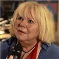 Tineke de Nooij neemt Marconi Oeuvre Award in ontvangst