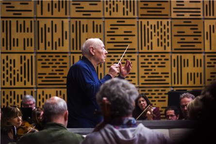 NPO Radio 4 past programmering dit weekend aan
