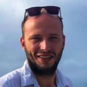 patrick-kicken-in-gesprek-met-joris-reer-paradise-fm-curacao